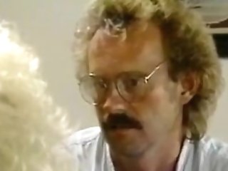 Nicole Peters - Magazine