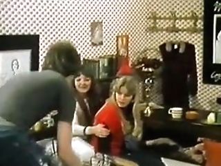 Antique Love Machine German Dub