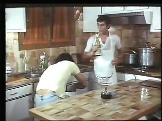 La Cage aux partouzes (1977)