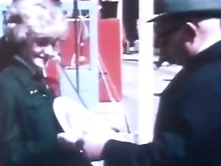 Antique Annabelle Flowers - Aggressive Bum Eater (three Sessions)