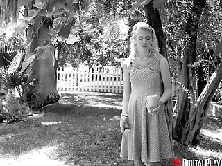 Sexiest Retro Mummy In Polka Dots Sundress Alexis Fawx Entices Her Youthful Neighbor