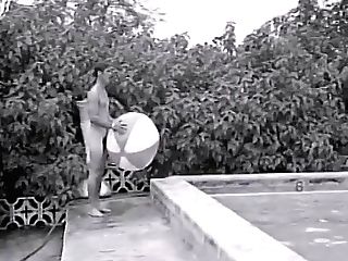 Erika Bella - Das Model Und Der Gangster Scene 1