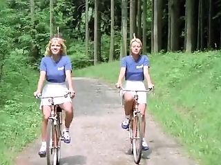 Rubdown Lesson Leisurely Turns Into Two Horny Femmes Passionately Slurping And Sucking Each Other