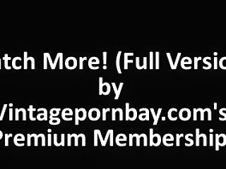 Quick Piss In The Restroom