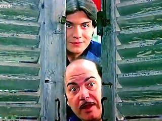 Dutch Superslut Threesome In Da Club