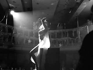 Valerie Perrine Antique Striptease 1974